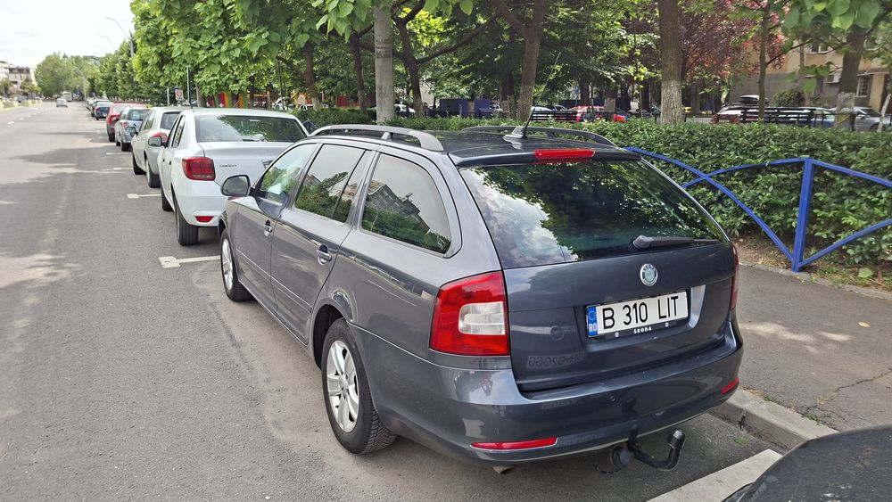 SKODA Octavia 2010 — imagine 3