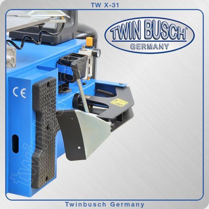 Демонтаж монтаж машина за гуми 26″ автоматична TWIN BUSCH GERMANY