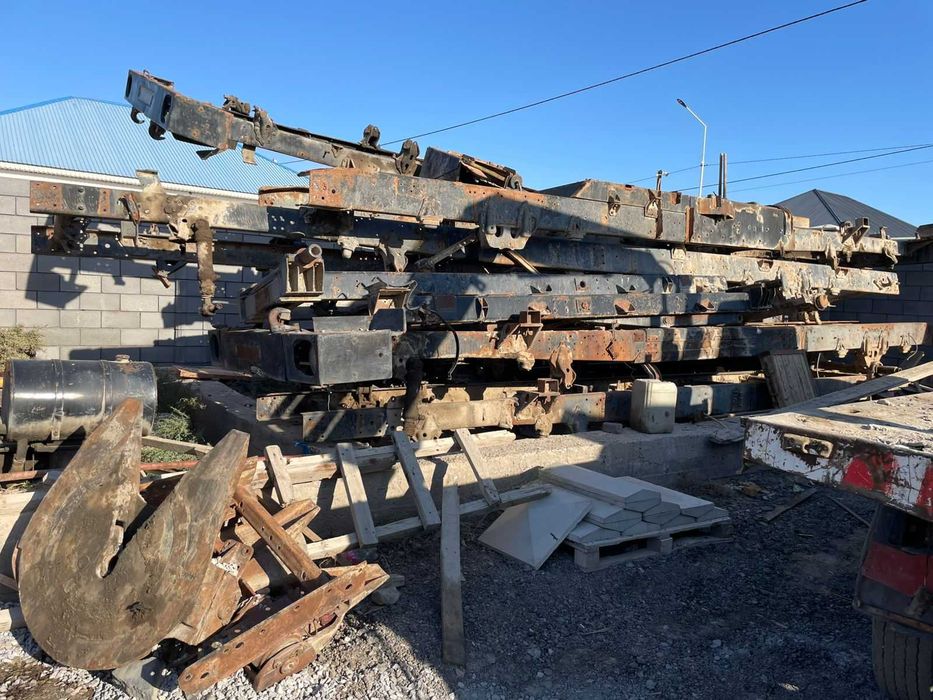 Урал, МАЗ, КрАЗ запчасти разные