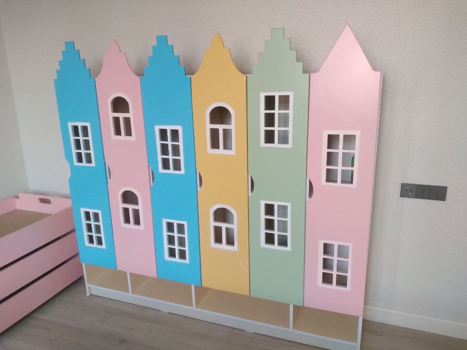 Боғча ва мини-марказлар учун махсус яратилган функционал ва ёрқин шкаф