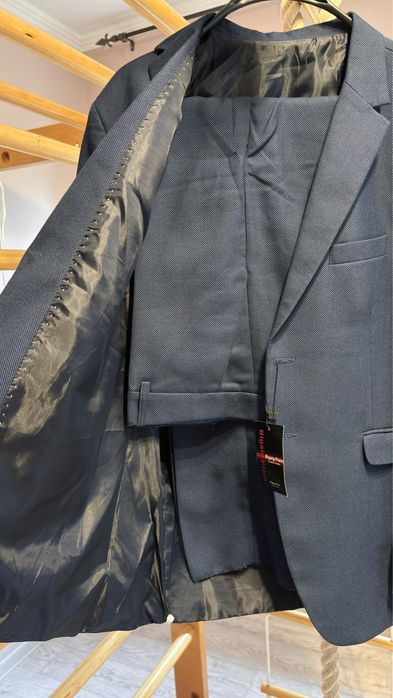 Костюм 48-50 за 5000