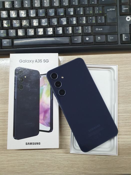Samsung A35 5G 8/128Gb новый