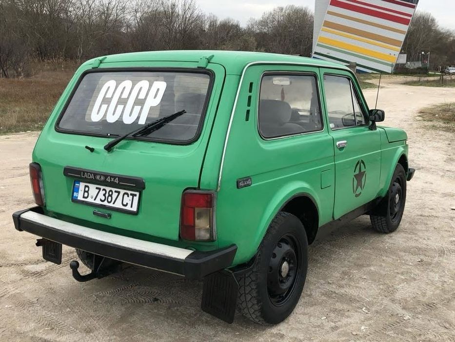 На части Lada Niva 1.7i