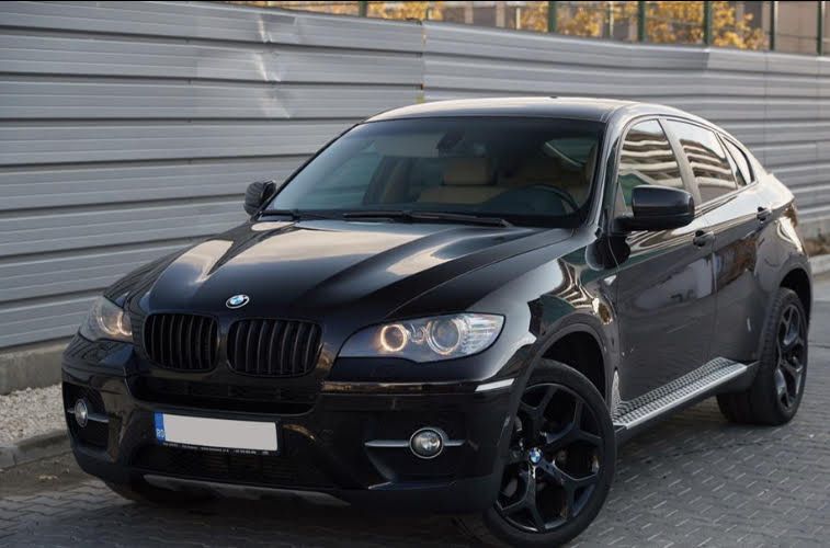 BMW X6 3.0 D o singură turbină