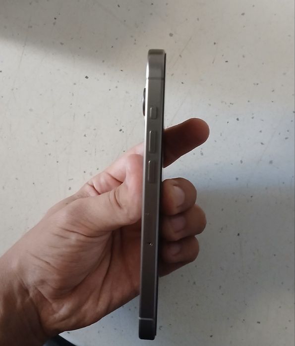 Iphone 15 pro ideal