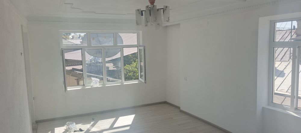 Дом 3.5 сотки Саракулька с новым ремонтом напротив транспортны инстету