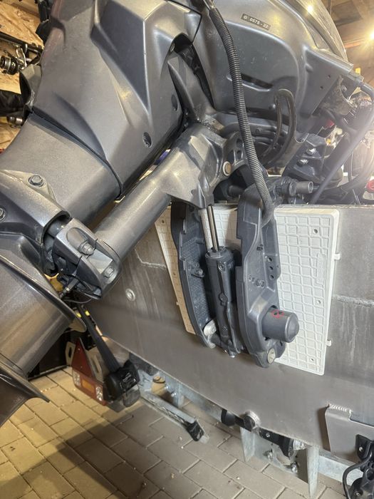 Vand motor YAMAHA 20 cp