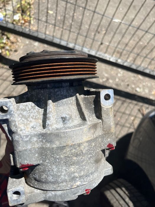 Компресор климатик lancia y