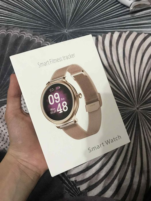 Смарт спортен часовник