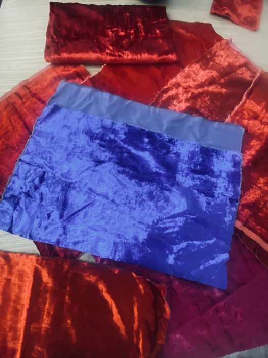 Ткани обрезки Бархат плюш, белые шелк