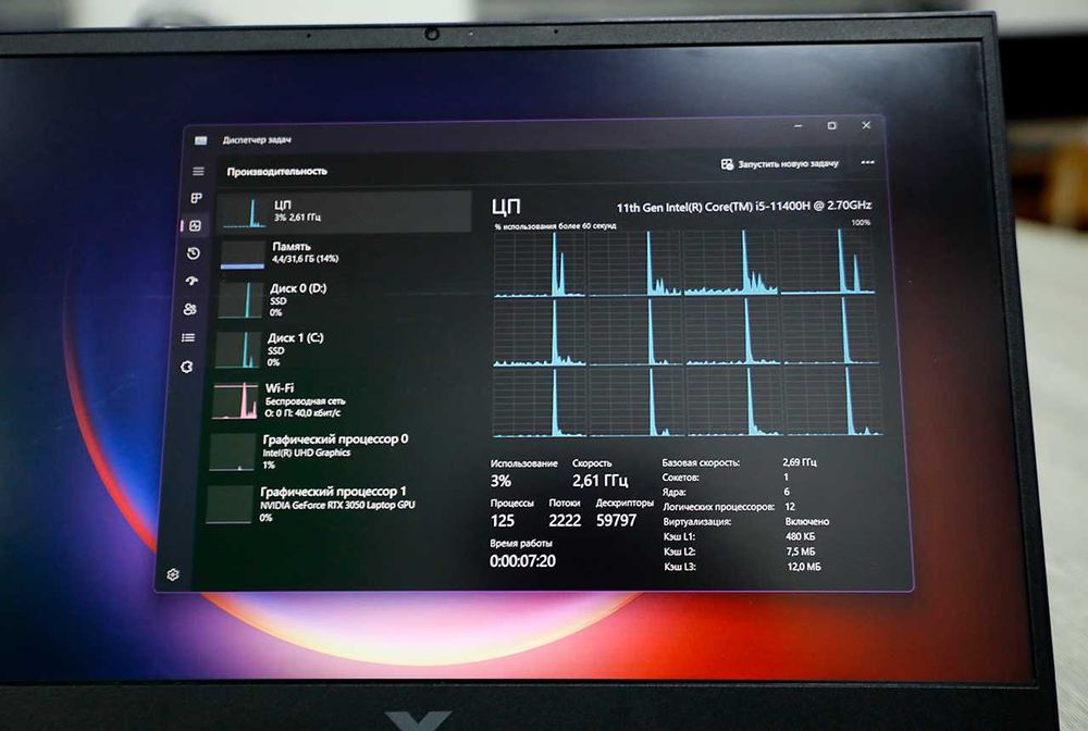 HP Victus 16 / RTX 3050 / 32GB RAM