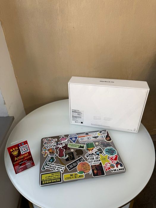 Macbook Air 2020 13 inch Amanet BKG