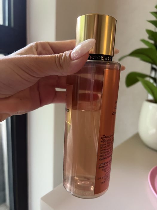Victoria’s Secret body mist с аромат -Amber Romance
