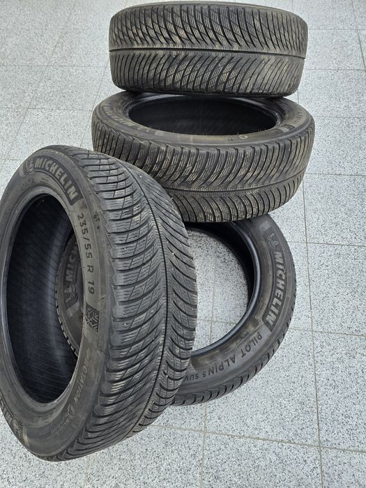Set 4 anvelope de iarna Michelin Alpin 5 235 55 R19