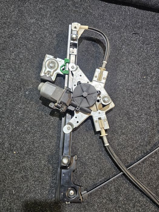 Macara electrica stanga fata Seat Ibiza / Cordoba 6K noua originala
