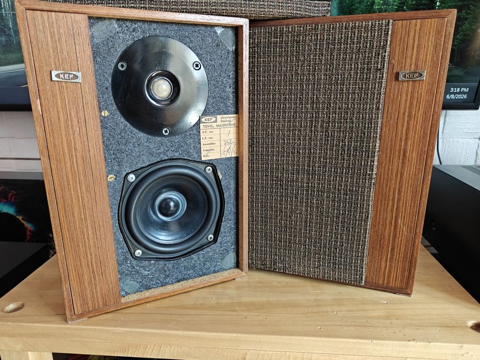 Kef cresta 1968  ( schimb )  boxe legendare , Ls3/5 rogers