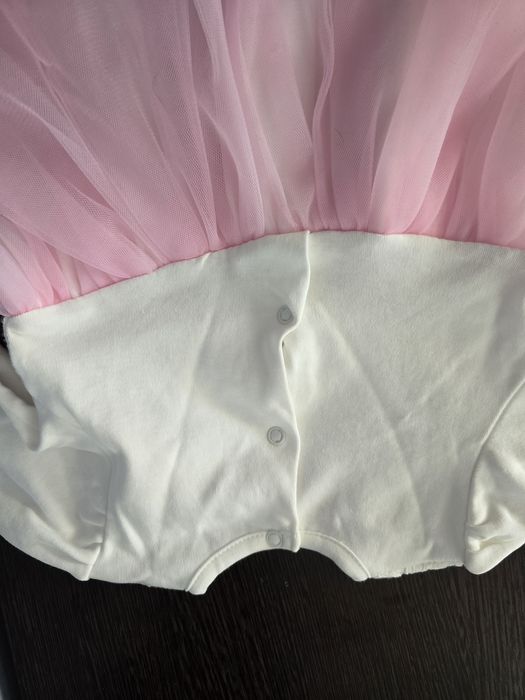 Платье нарядное  розовое детское