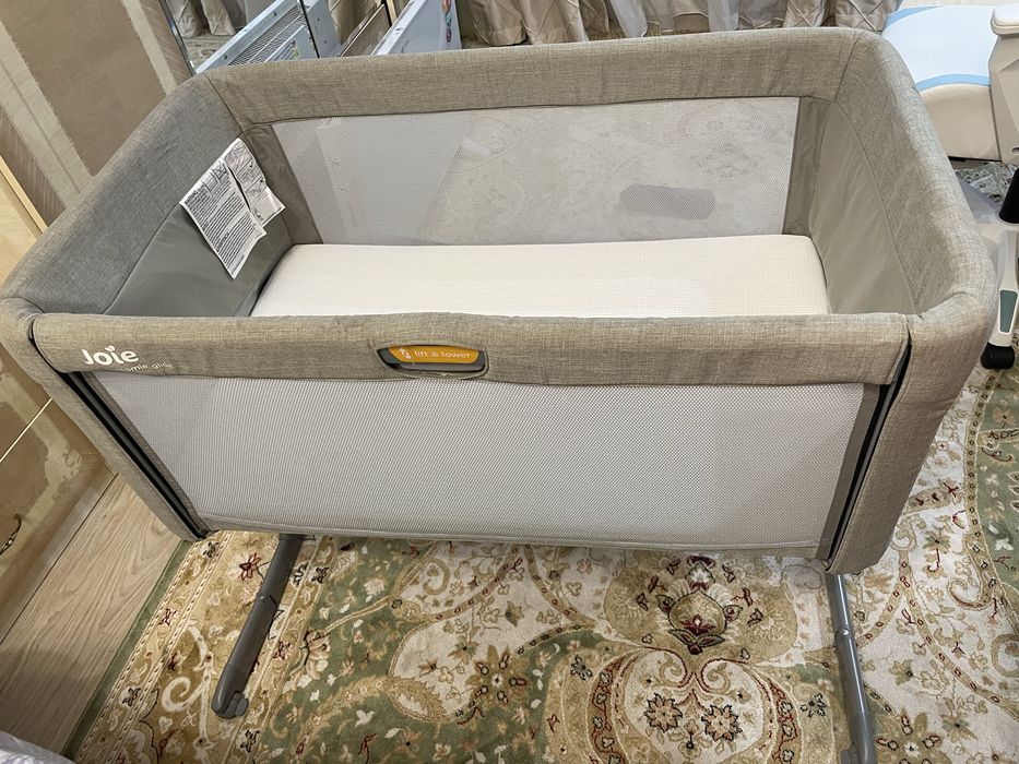 Манежка/люлька Joie