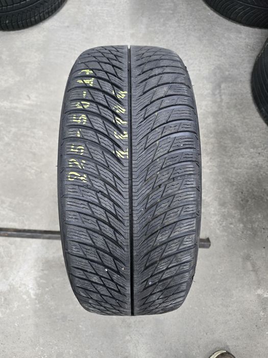 1 Брой Гума 225/50/17 Michelin 7mm 23dot