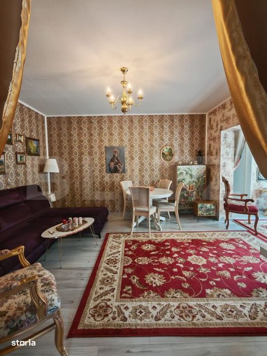 Casa complet renovata, 104 mp – acces din doua strazi, in Campia Tur