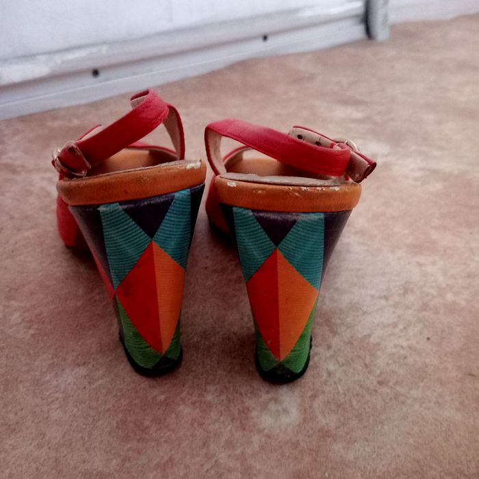 Женские босоножки, туфли