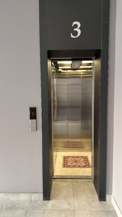 Продаю квартиру в Караганде