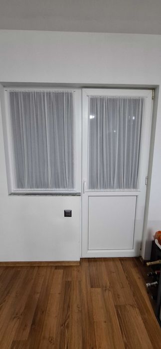 Ușă de balcon și fereastră