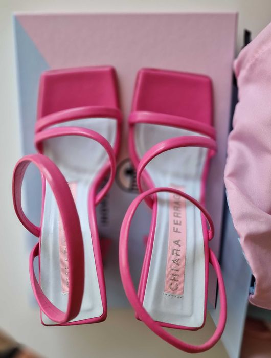 Намалени! Обувки Chiara Ferragni star heel