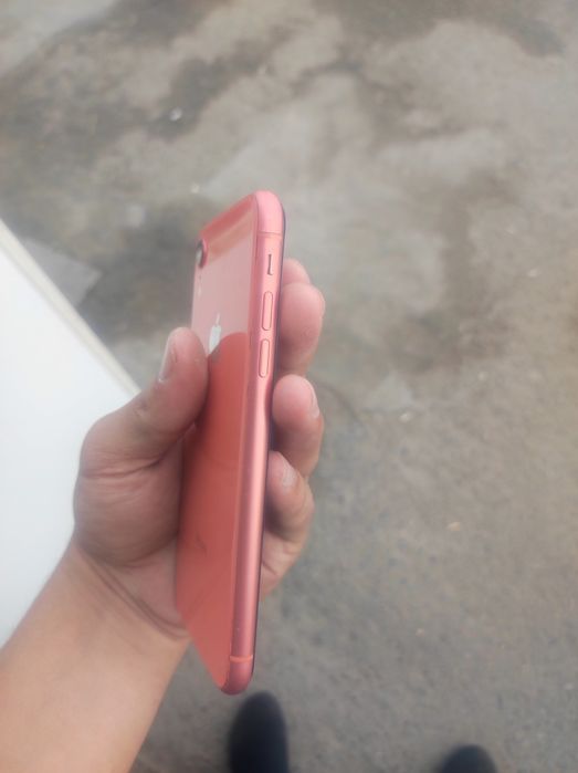 iPhone xr sotiladi srochni