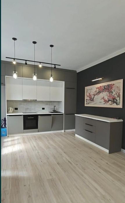 Продам евро 2-х комн.кв. район 8 школы