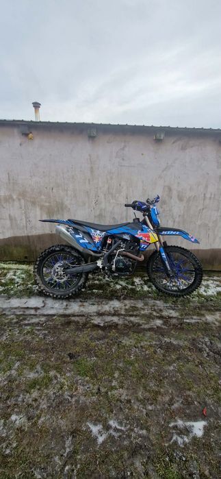 Cross 250 cc. 4t