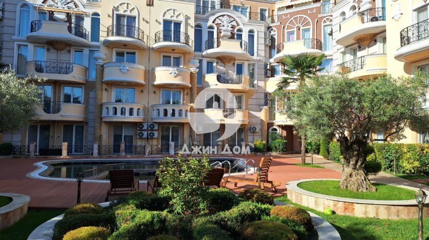 Продава се Двустаен апартамент в с. Равда, Област Бургас - 74 кв.м за 1190 €/кв.м - Снимка #12