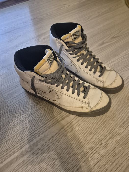 Nike Blazer Mid '77
