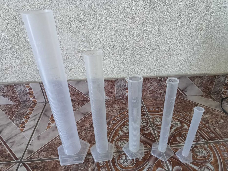 2 Set 13 obiecte/ recipiente laborator Chimie 250 ml etc+ 8 Eprubete