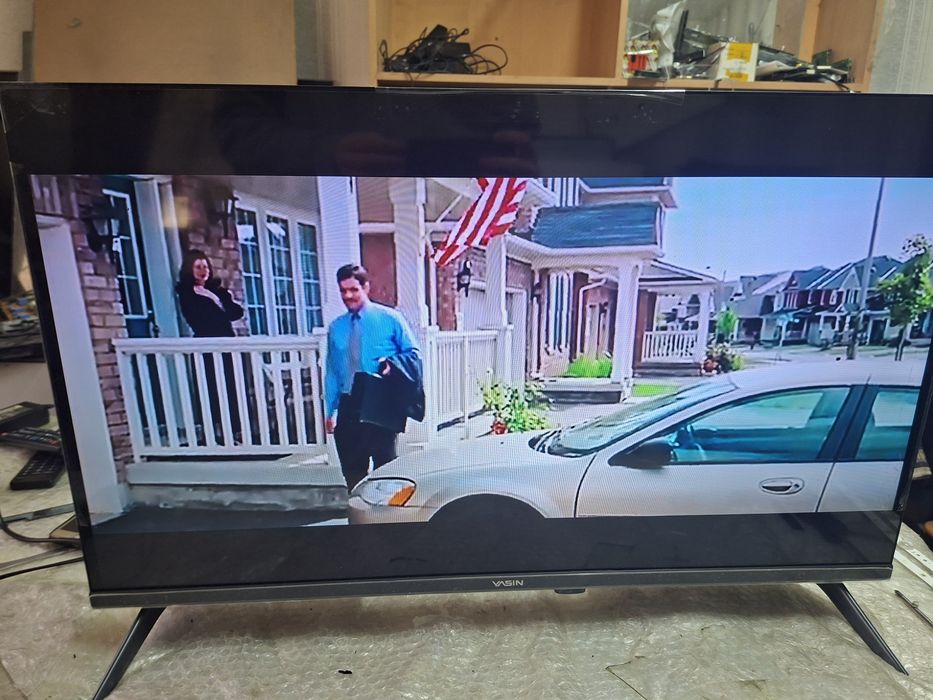 Телевизор Yasen (ясень)