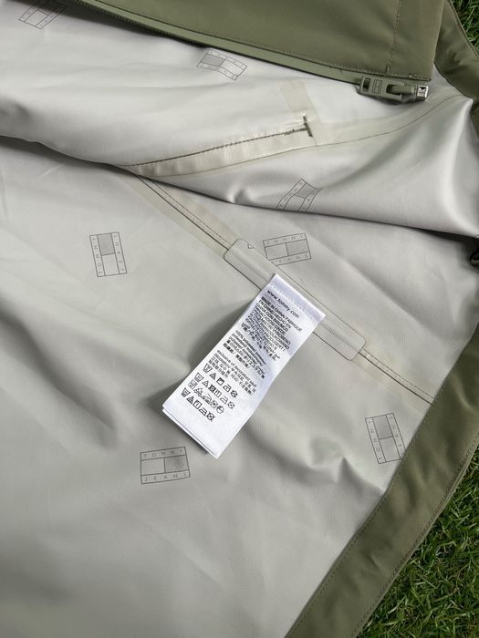 Мъжко яке : Tommy Jeans Zip-Thru Relaxed Windbreaker Beige L