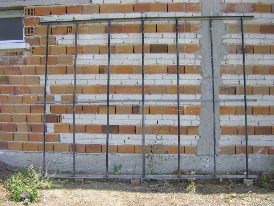 Поцинковани страници за остъкляване на оранжерии, халета, обори и др.