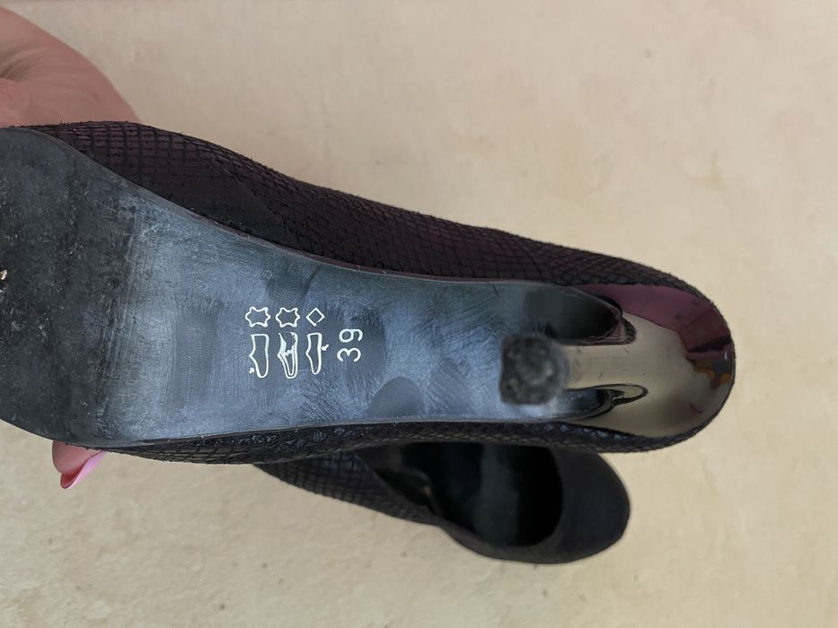 Дамски елегантни обувки на висок ток, 39 номер