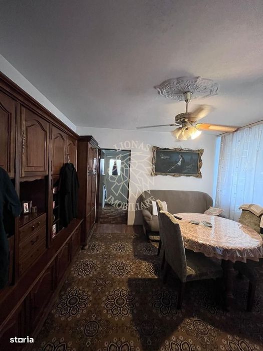 Apartament 3 camere 70 mp-balcon-Zona Imparatul Traian — fotografia 1