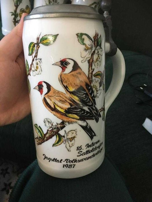 Vand 4 Halbe Decorative Nemtesti,Editie Limitata, Stare Impecabila