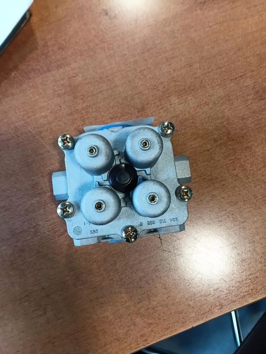 Запасные части на грузовики