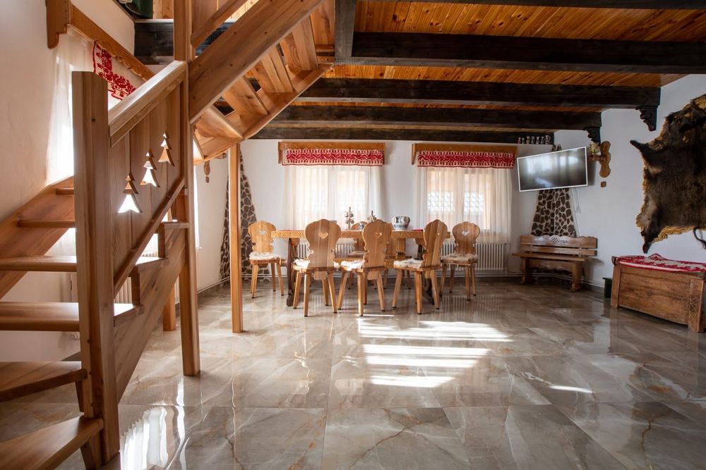 Închiriez cabană pt Revelion