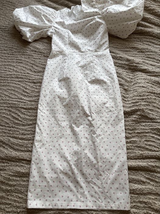 Платье почти новое