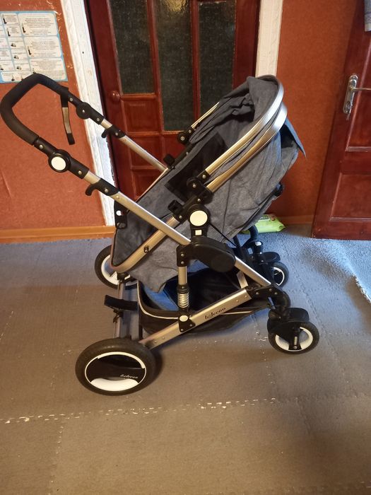 Коляска belecoo почти новая.