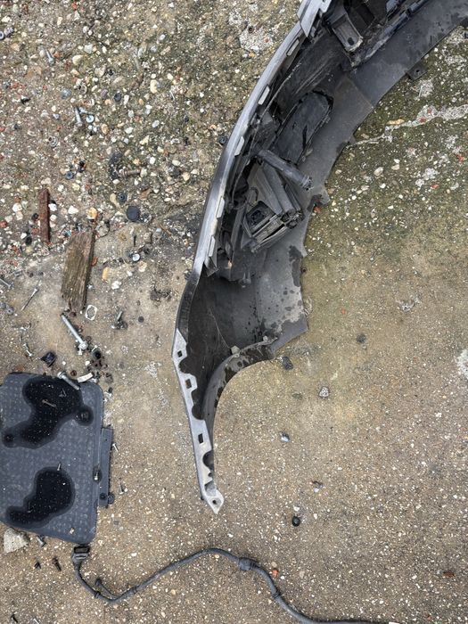 Audi A7 4G 2012 година Предна Броня с радар сензори и парктроници