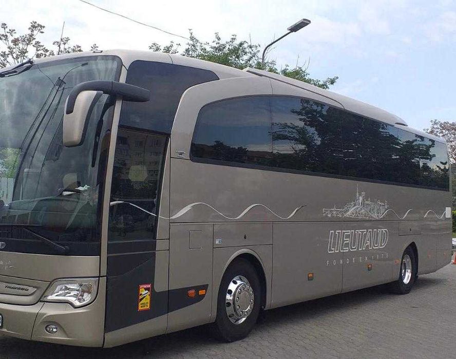 Transport persoane, inchirieri microbuze si autocare (7 loc-55 loc)