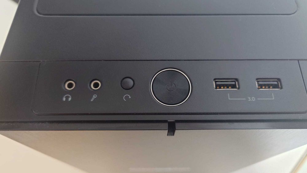 PC Gaming Compact, i5-7600K, GTX 1060, Răcire Lichidă, Sursă 650W Gold