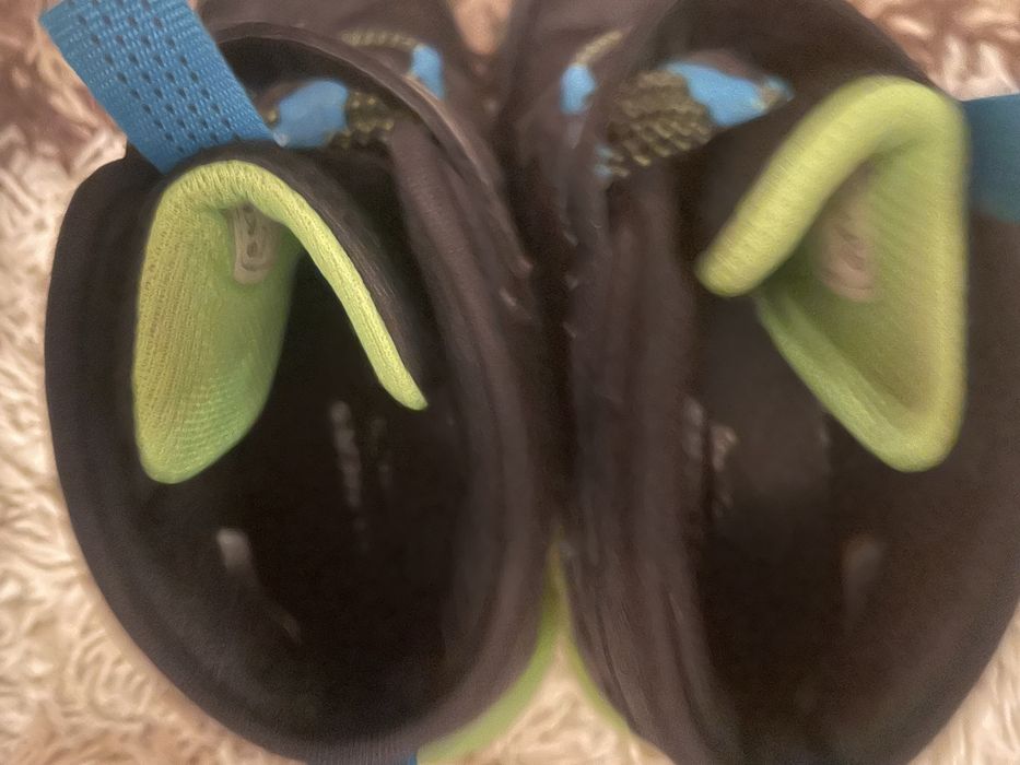 Ghete iarna ricosta si skechers 32