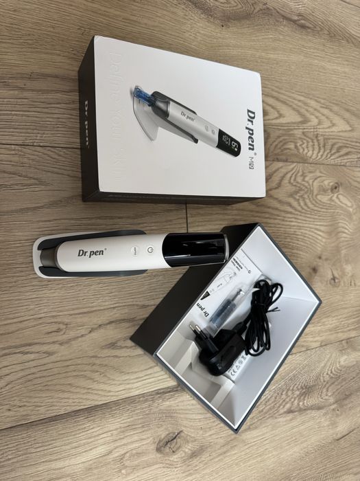 Dr. Pen M9 – Професионален безжичен дерма пен с LCD дисплей