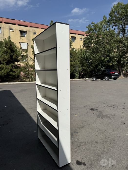 Холоделник,мебел